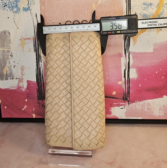 🌸 Bottega Veneta Intrecciato Lotus Beige Wallet Long Wallet 🌸 - Picture 15 of 16